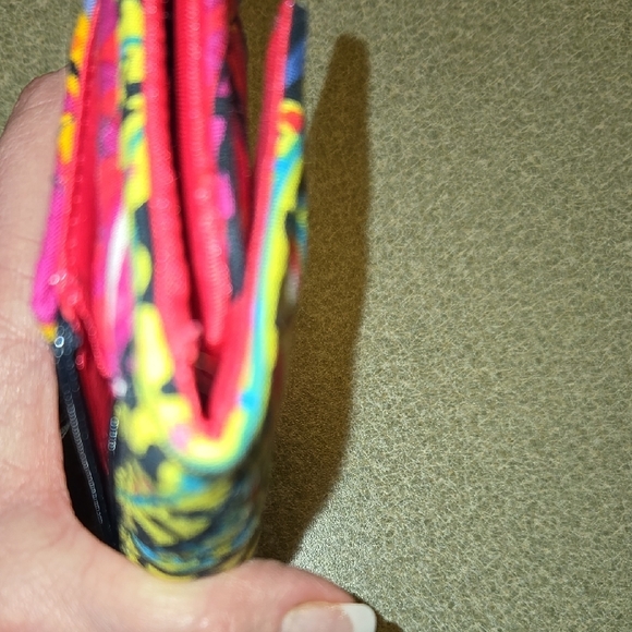 NWOT Vera Bradley Colorful Quilted Women's Wallet - Picture 7 of 13
